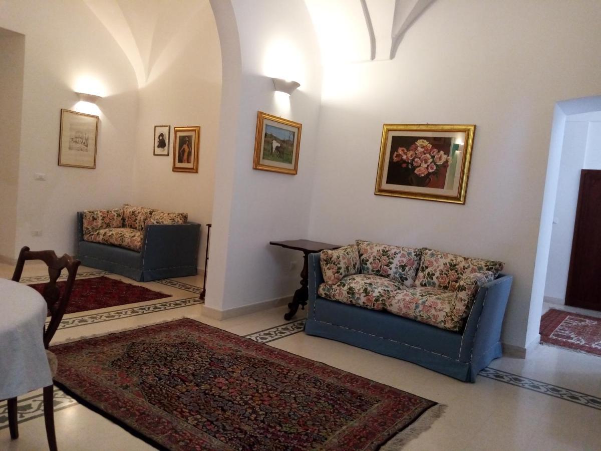 Dimora Storica Le Perle Acomodação com café da manhã Lecce Exterior foto