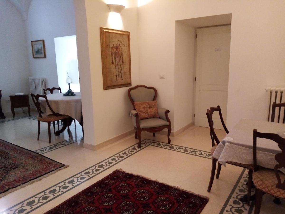 Dimora Storica Le Perle Acomodação com café da manhã Lecce Exterior foto