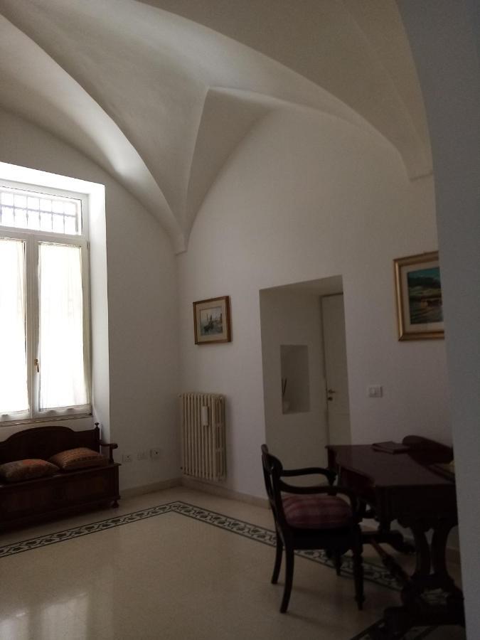 Dimora Storica Le Perle Acomodação com café da manhã Lecce Exterior foto