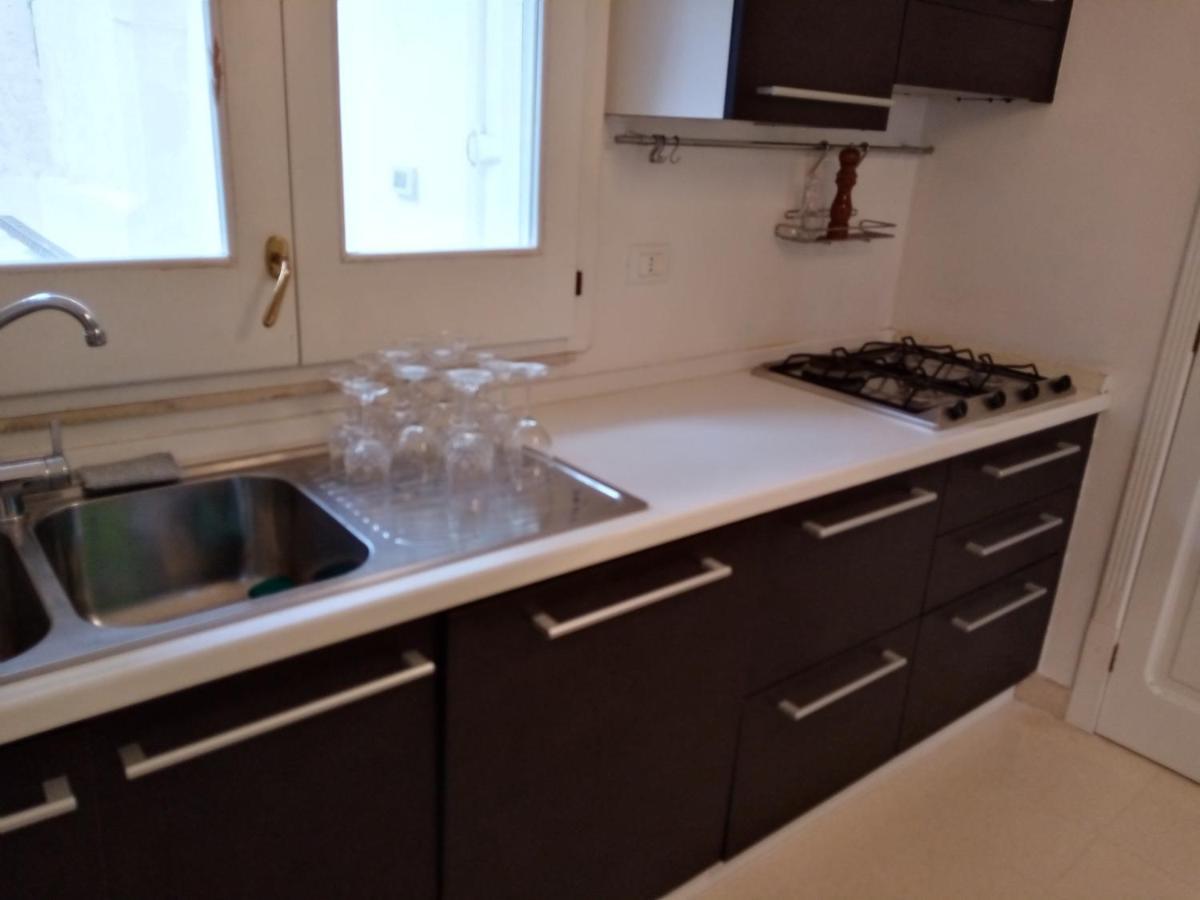 Dimora Storica Le Perle Acomodação com café da manhã Lecce Exterior foto