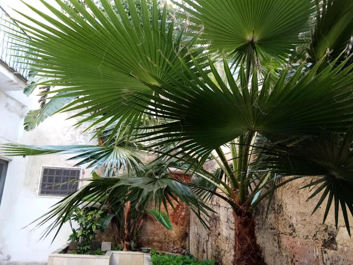 Dimora Storica Le Perle Acomodação com café da manhã Lecce Exterior foto