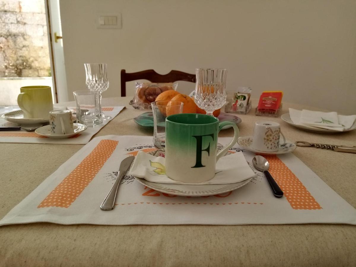 Dimora Storica Le Perle Acomodação com café da manhã Lecce Exterior foto