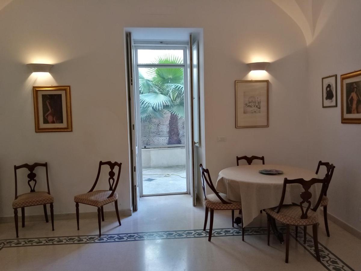 Dimora Storica Le Perle Acomodação com café da manhã Lecce Exterior foto